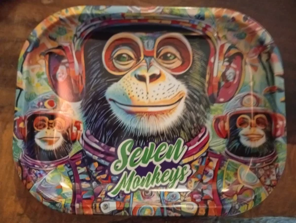 CHAROLA SEVEN MONKEYS